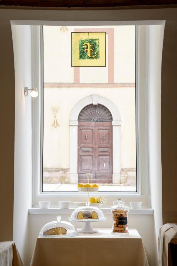 Hotel San Francesco E Il Lupo Gubbio Buitenkant foto